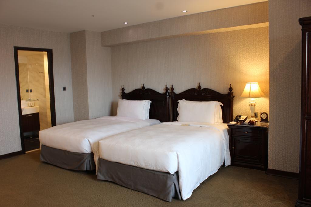 Royal Seasons Hotel Taichung‧Zhongkang Buitenkant foto