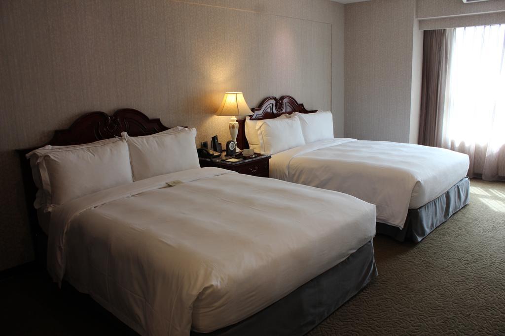 Royal Seasons Hotel Taichung‧Zhongkang Buitenkant foto